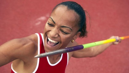 开云体育运营团队_布兰登·米勒，沟通铸就团队基石，对抗准备助力黄蜂冲击季后赛