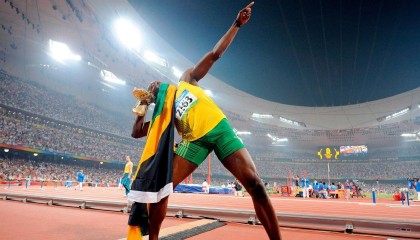 开云赛事集团-三载蜕变！状元郎数据媲美浓眉，4年2.7亿合同引爆联盟