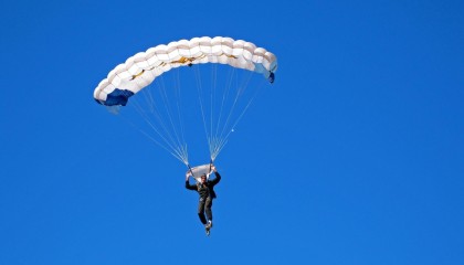 开云体育运营团队-多特蒙德痛失好局，终场崩盘丢分窝囊至极