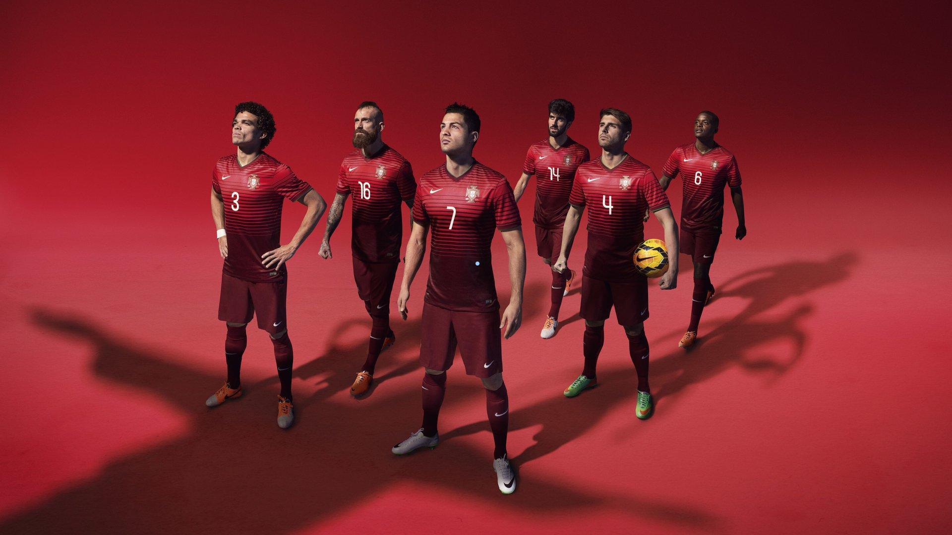 普尔压哨三分提振士气，鹈鹕三节落后灰熊8分苦战待逆转